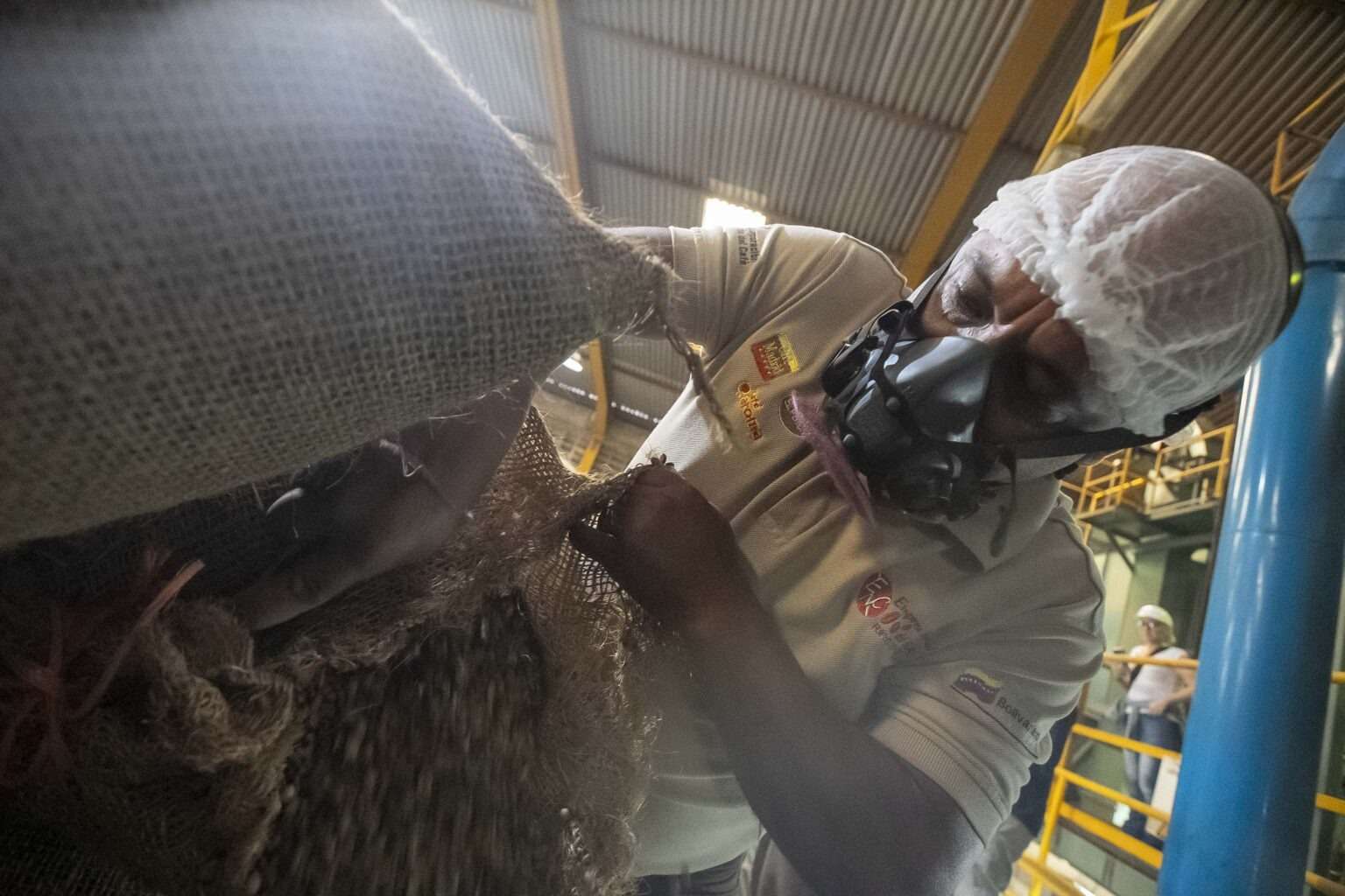 Industria Militar inicia exportación de café a Rusia