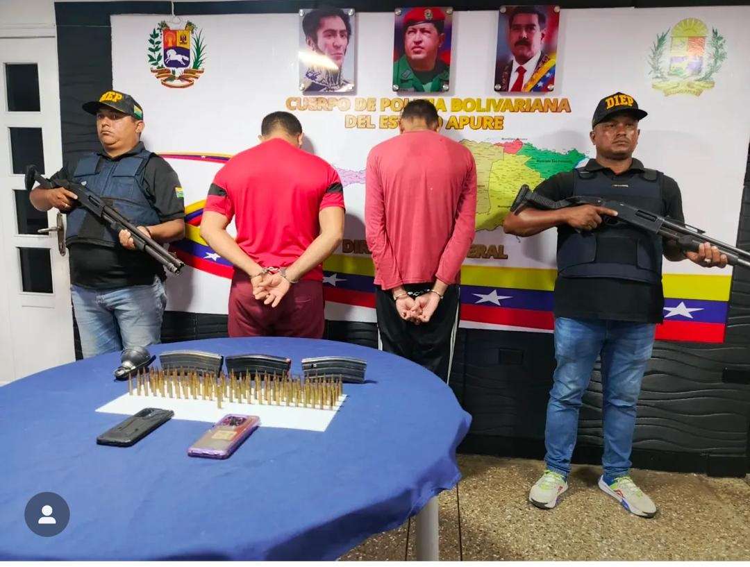 Dos presos por cargar pertrechos de fusiles