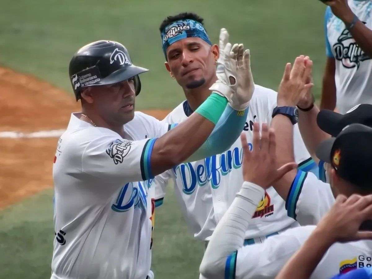 Delfines venció a Líderes por nocaut