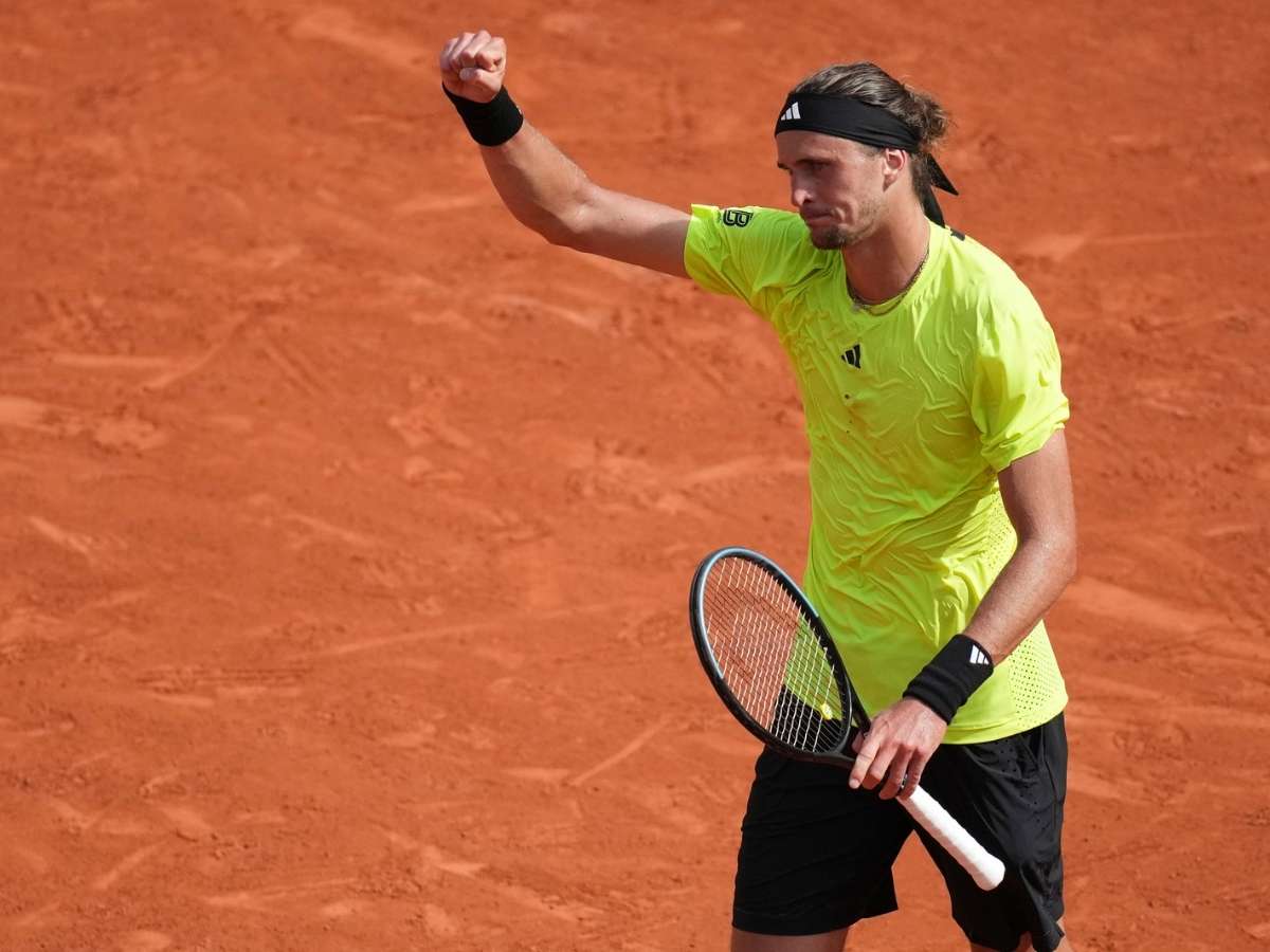 Alexander Zverev se metió en octavos de Roland Garros