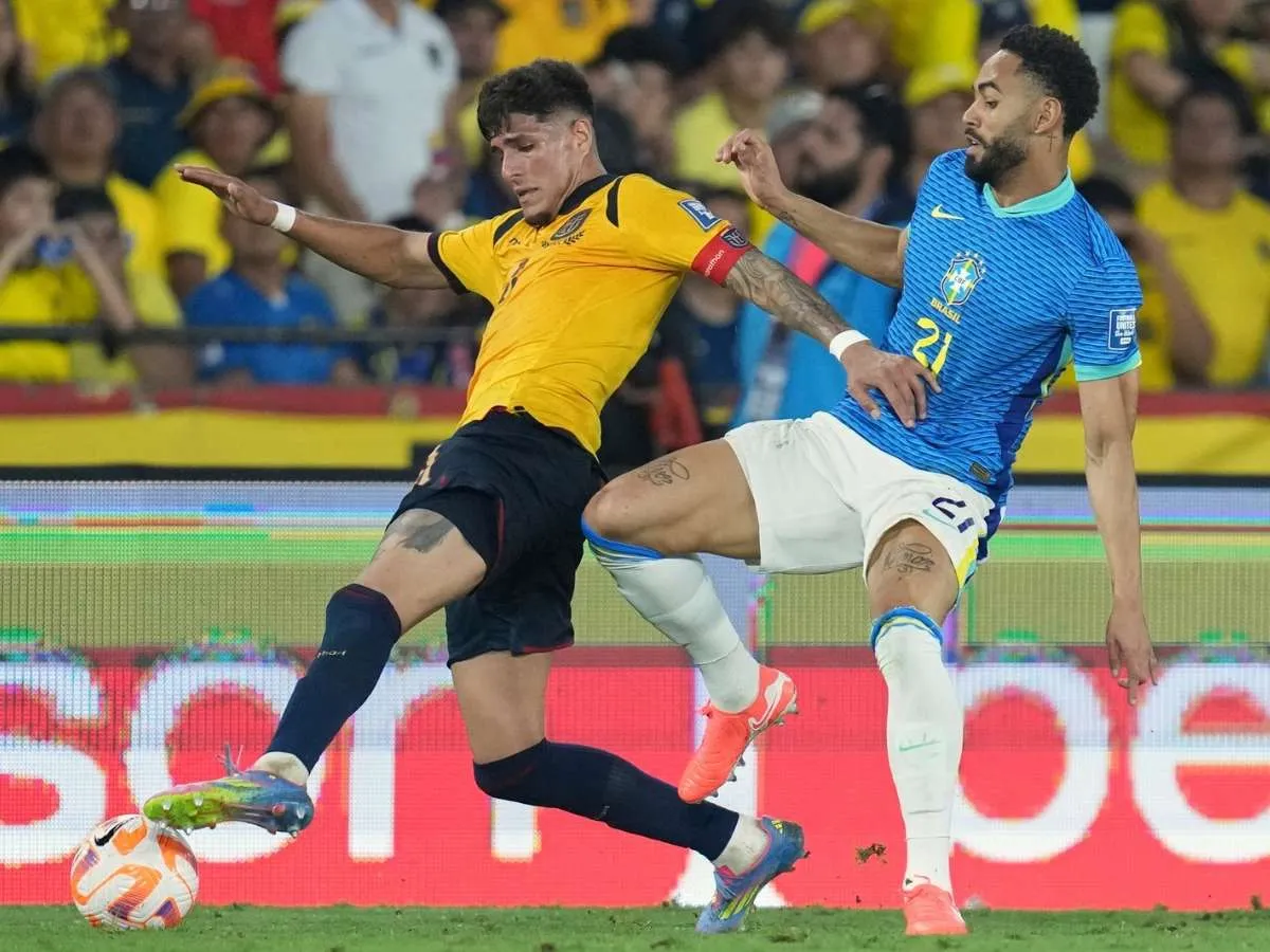 Brasil pactó con Ecuador en el debut de Ancelotti
