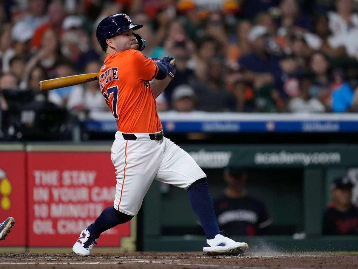La fuerza de Altuve guió a los Astros sobre los Mellizos
