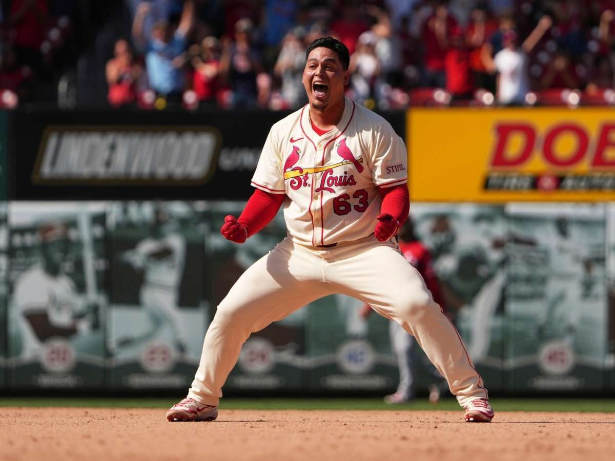 Yohel Pozo dejó en el terreno a Cincinnati