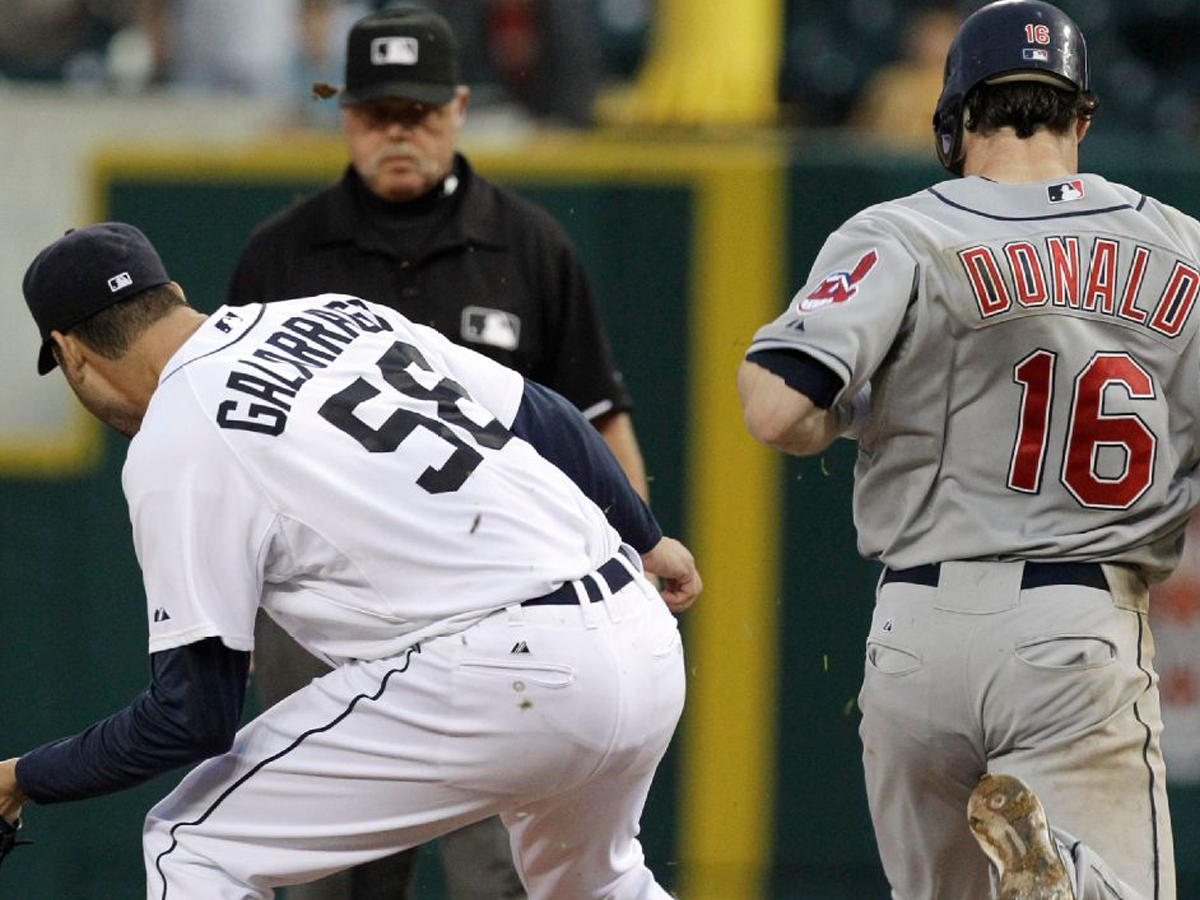 Hace 15 años a Galarraga le robaron el juego perfecto