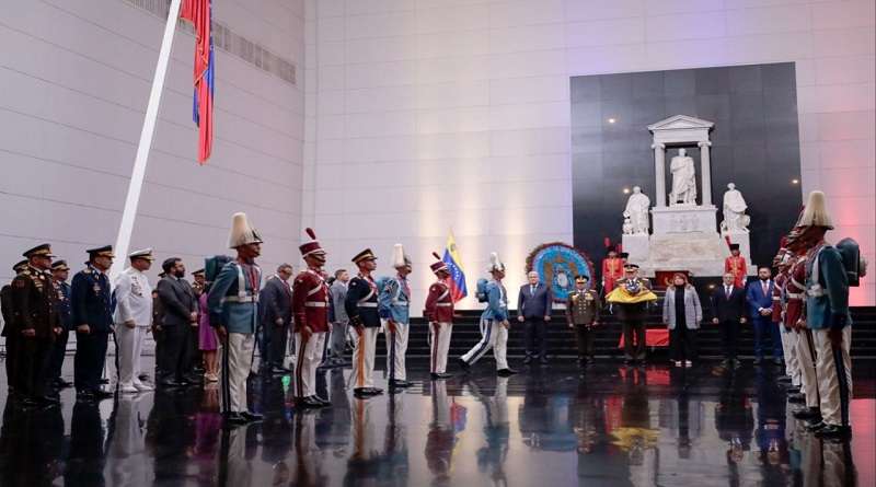 Conmemoran 204 años de la Batalla de Carabobo y Día del Ejército Bolivariano