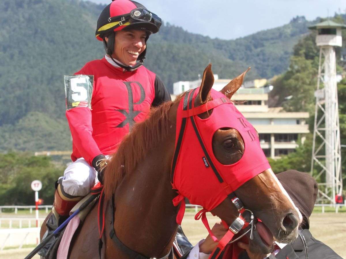 Colossus lució y respondió en la bonita de la reunión 20