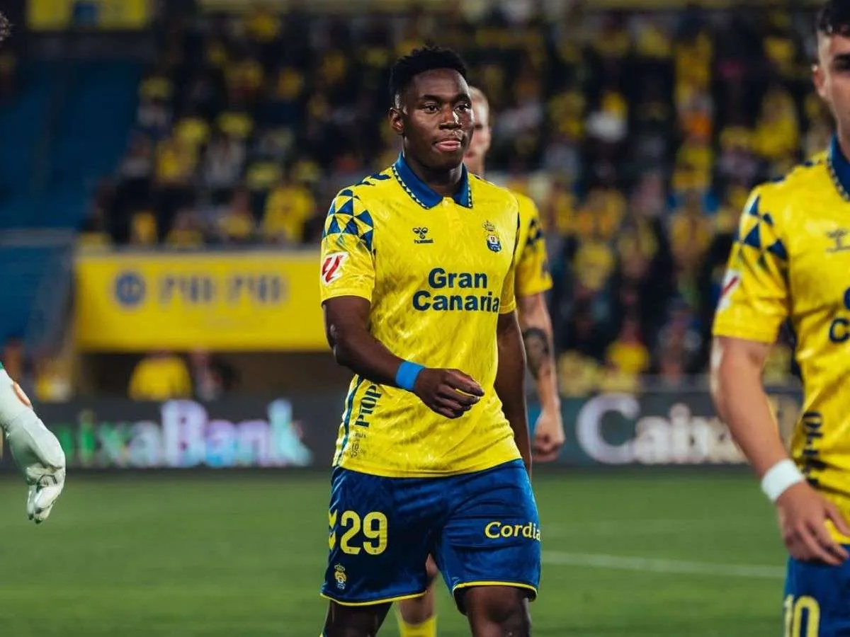 Chelsea anuncia el fichaje de Dario Essugo