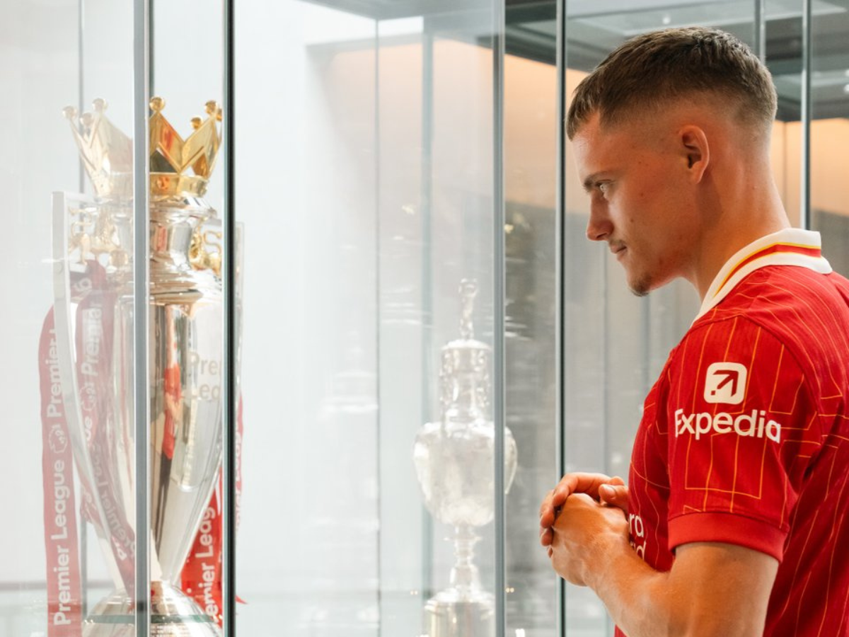 Liverpool hizo la tercera compra más cara de la historia