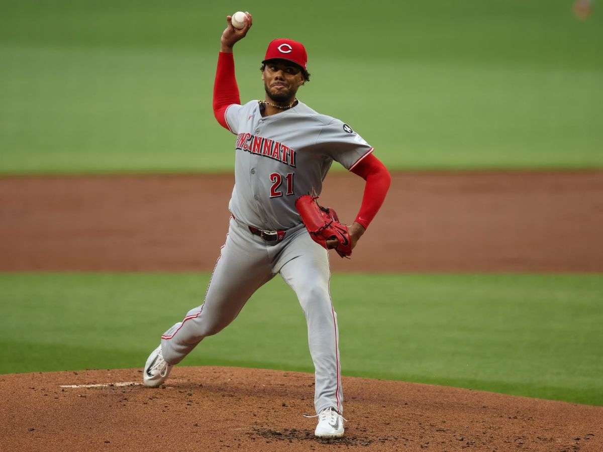 Cincinnati pierde por 15 días a Hunter Green por lesión