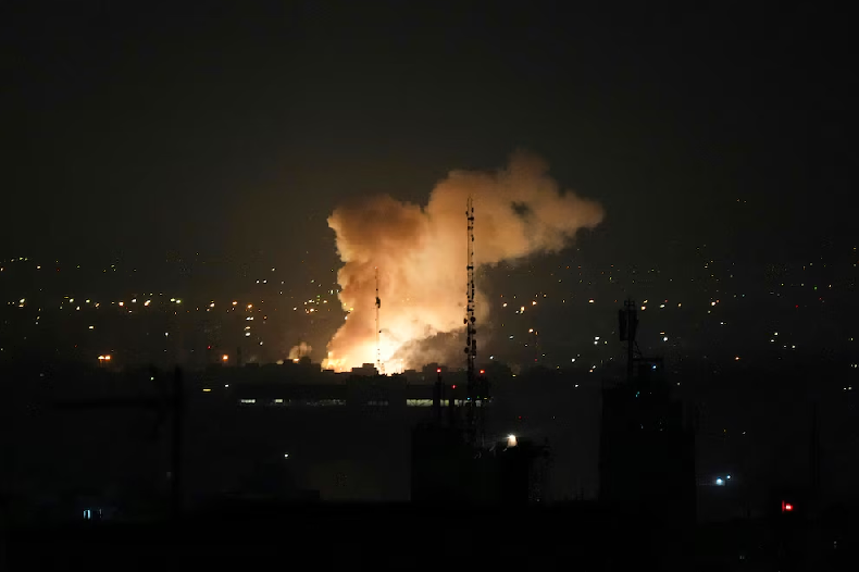 Israel multiplica los ataques sobre las instalaciones nucleares de Irán, mientras aguarda el apoyo oficial de Estados Unidos