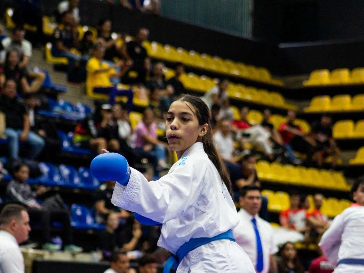 Karate toma conocimiento en la Youth League