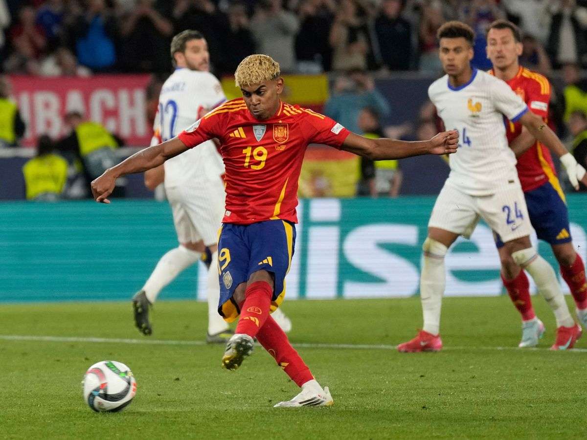 Lamine Yamal impuso nuevos récords con España