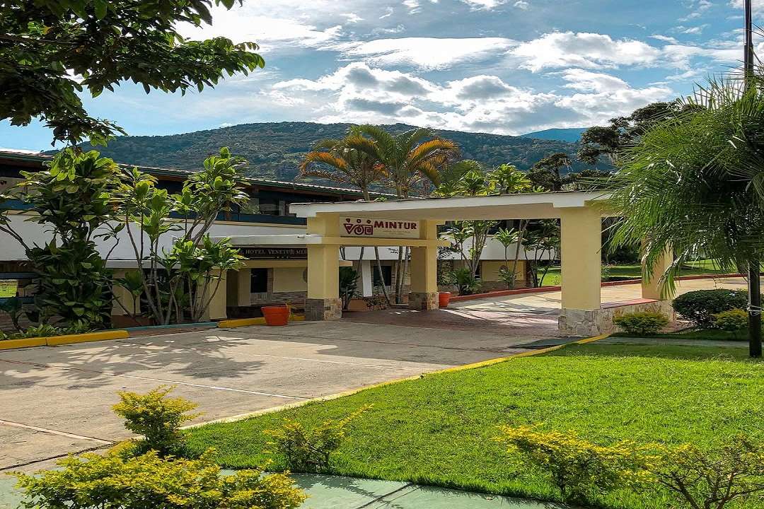 Hotel Venetur Mérida habilitado como centro de acopio
