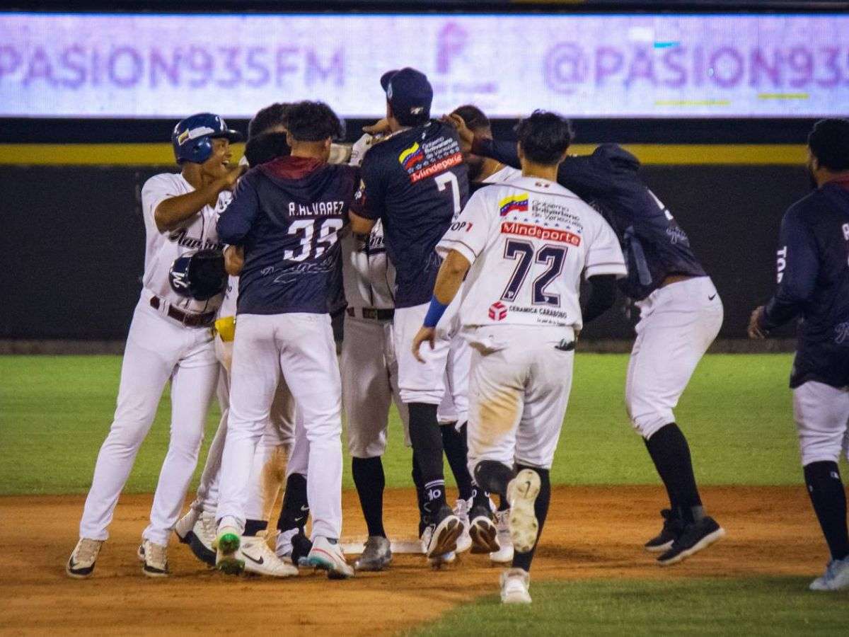 Marineros dejó en el terreno a Samanes