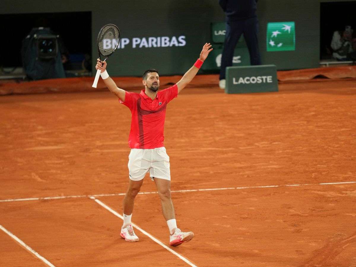 Djokovic le ganó el duelo a Zverev y pasa a semis
