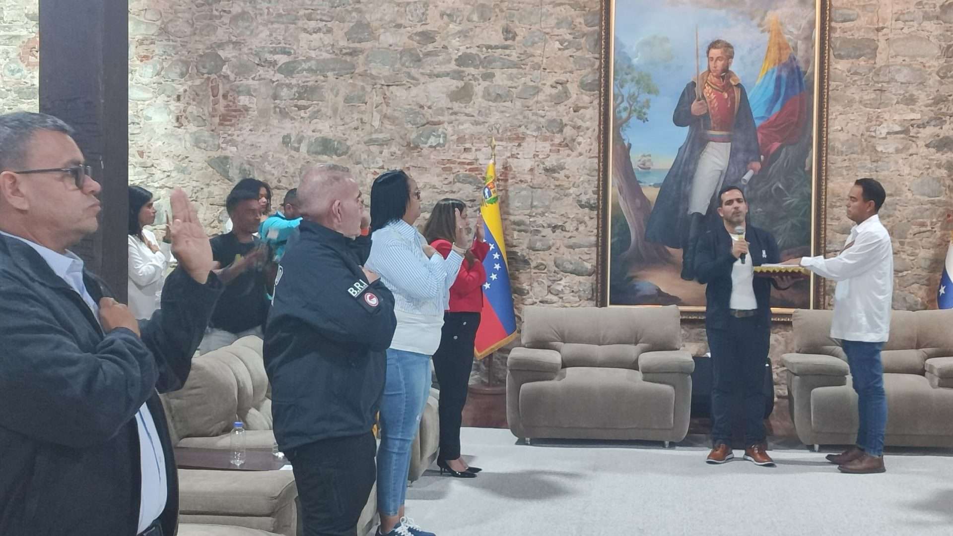 Gobernación de La Guaira reduce 30% de su estructura burocrática