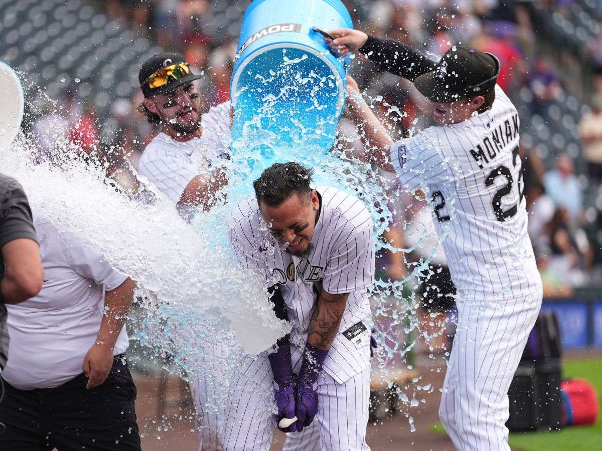 ¡Walk-off! Orlando Arcia dejó en el terreno a los Gigantes