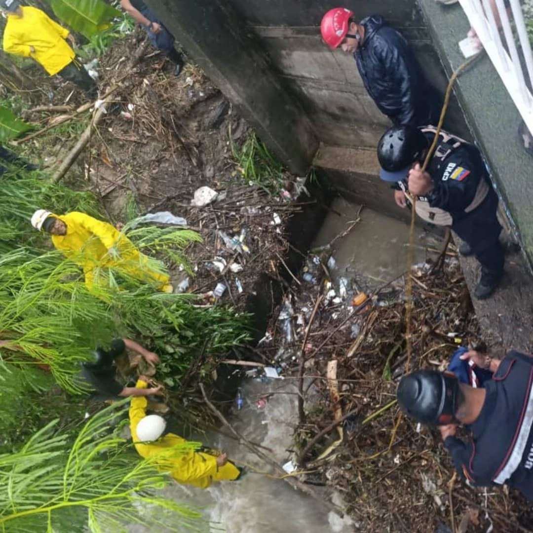 Falleció niño arrastrado por la corriente de agua hacia un caño en El Vigía