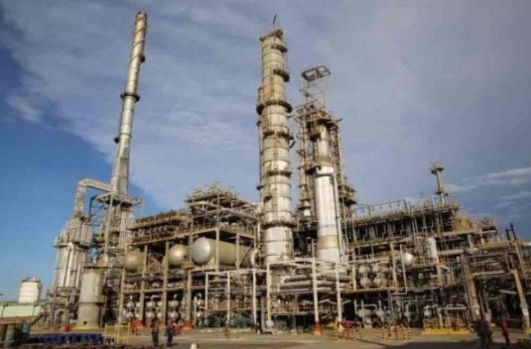 Refinería Cardón detuvo su producción tras falla en el servicio eléctrico