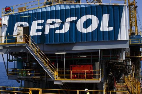Repsol mantiene conversaciones con EEUU para asegurar su continuidad en Venezuela