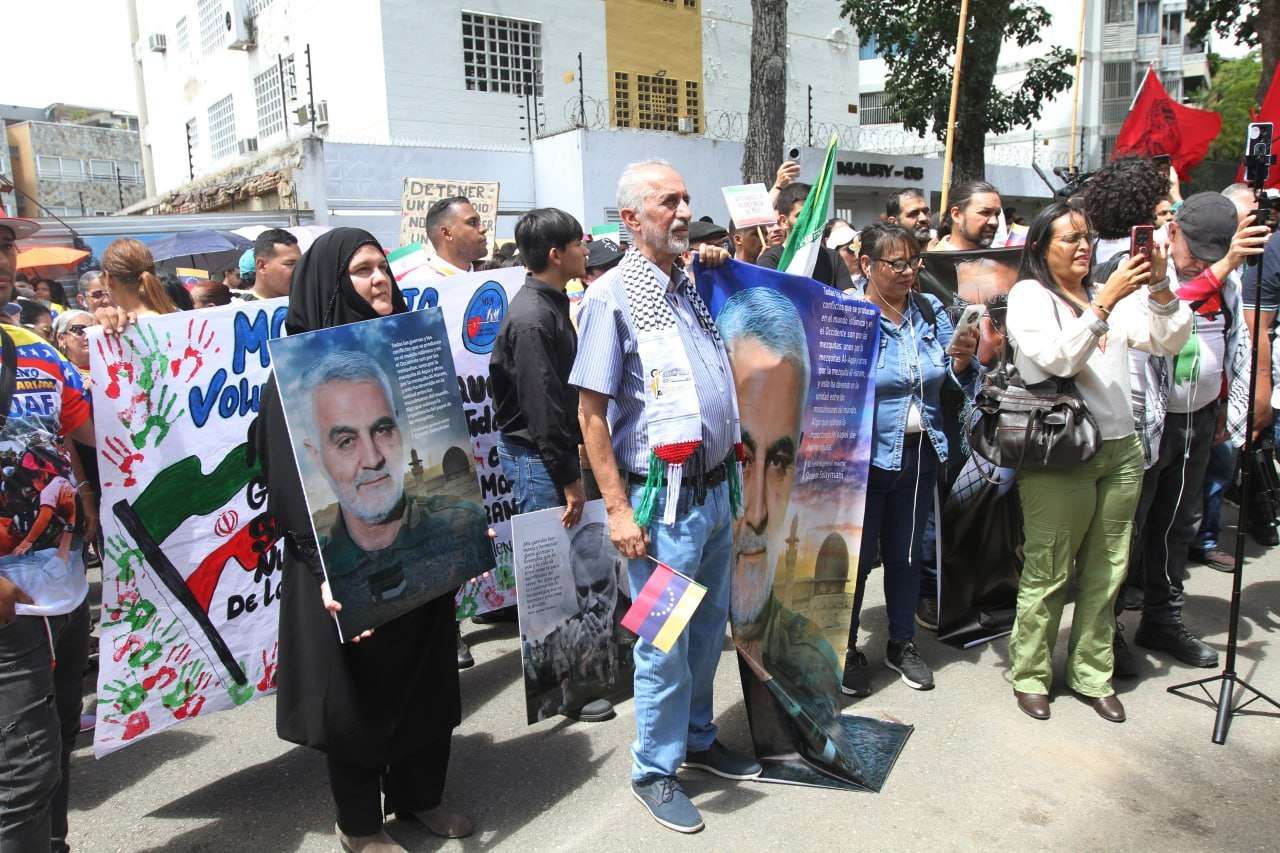Movimientos sociales se solidarizan con Irán