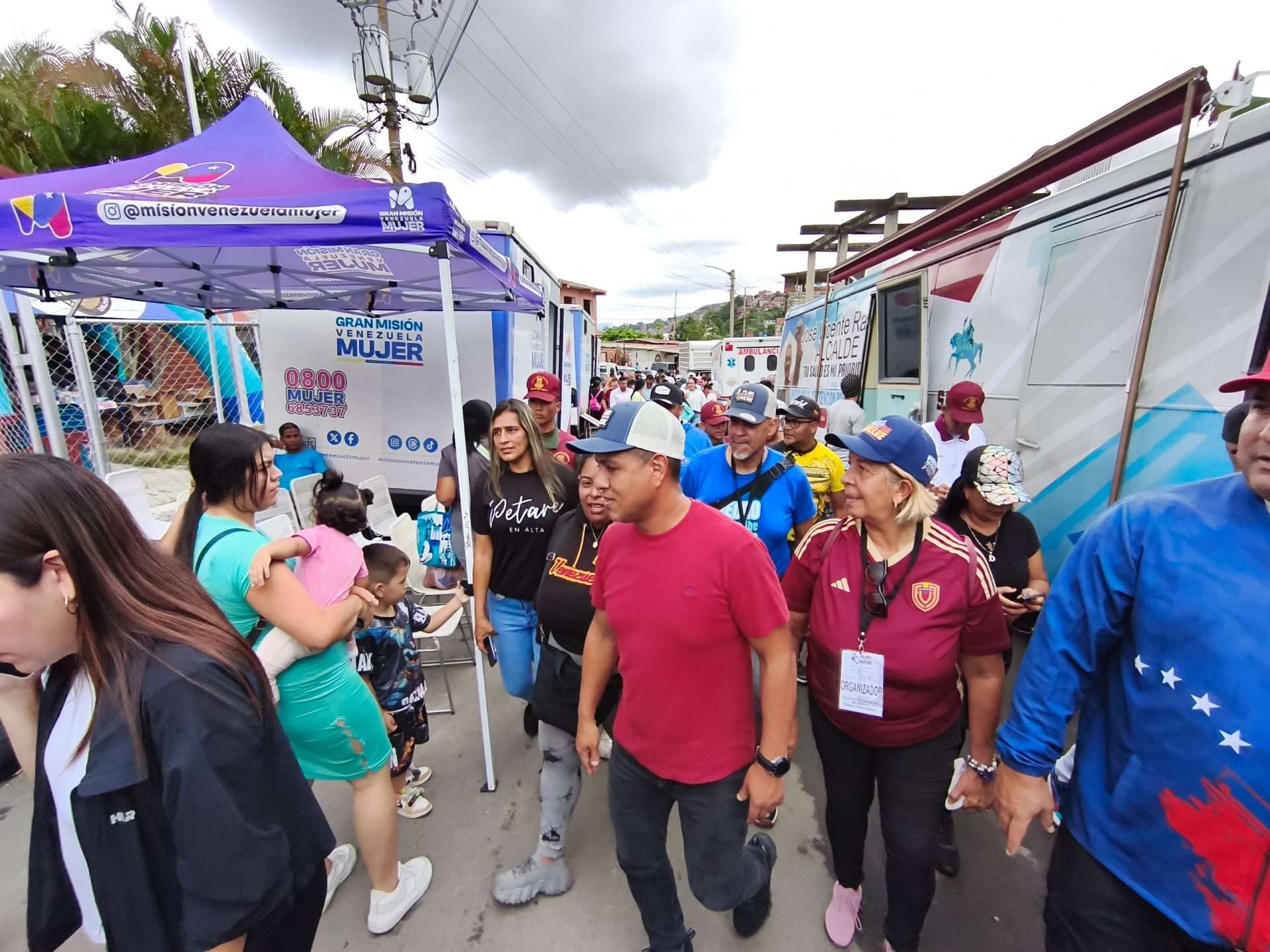 Petareños fueron beneficiados con jornadas sociales