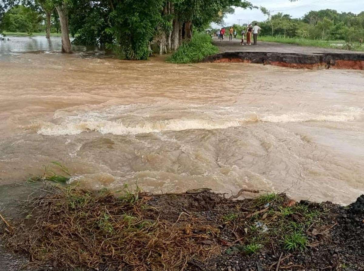 Colapsa carretera en Guasdualito y deja incomunicado Barinas y Táchira