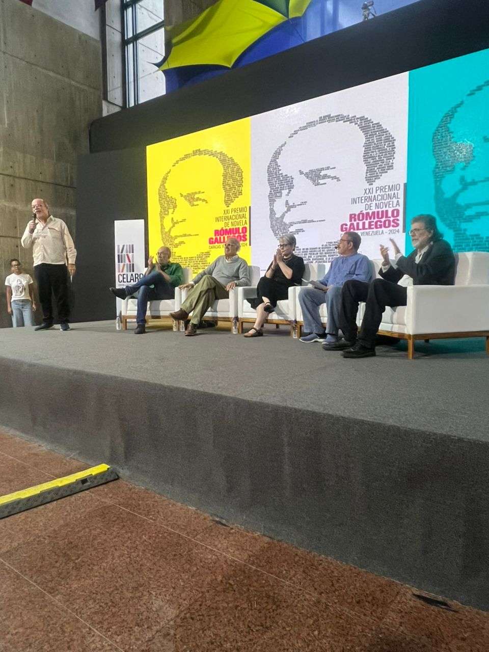 XXI Premio Internacional de Novela Rómulo Gallegos laureó a Vicente Battista