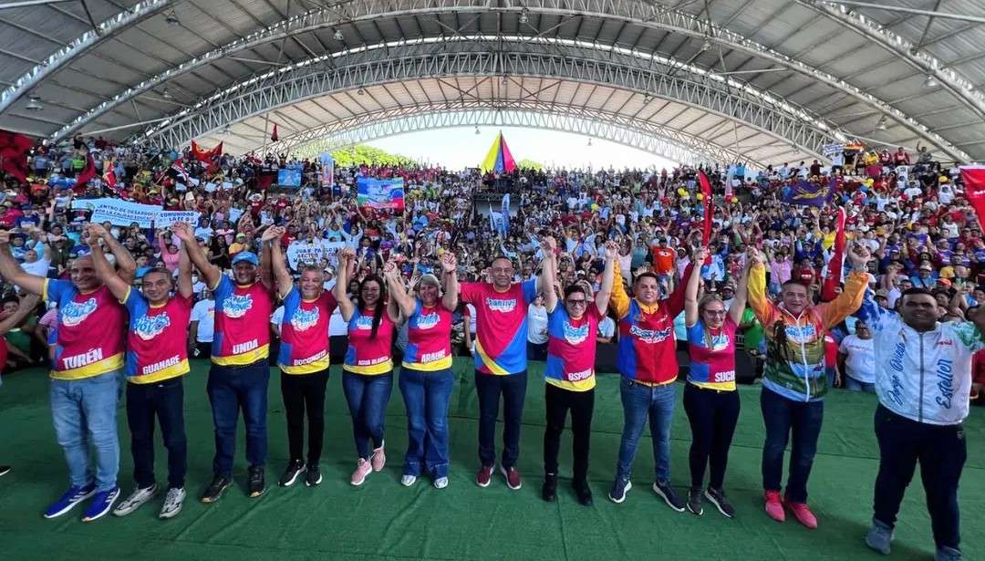 Juramentan comando de campaña en Guárico, Falcón y Portuguesa