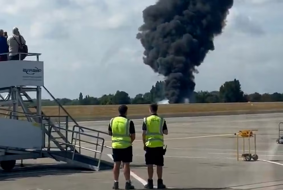 Un avión se estrelló en el aeropuerto Southend de Londres