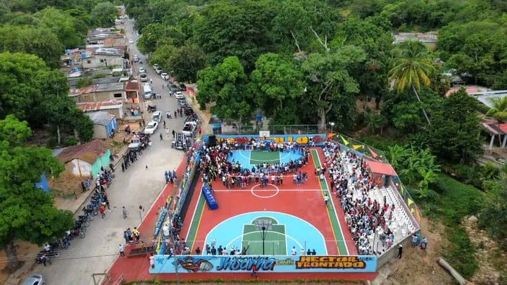 Inauguraron cancha deportiva en Sotillo municipio Bolívar en Sucre