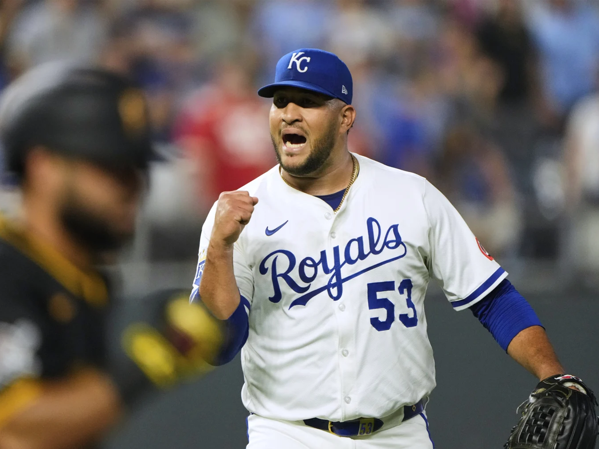 Carlos Estévez al roster de la Americana en el JDE