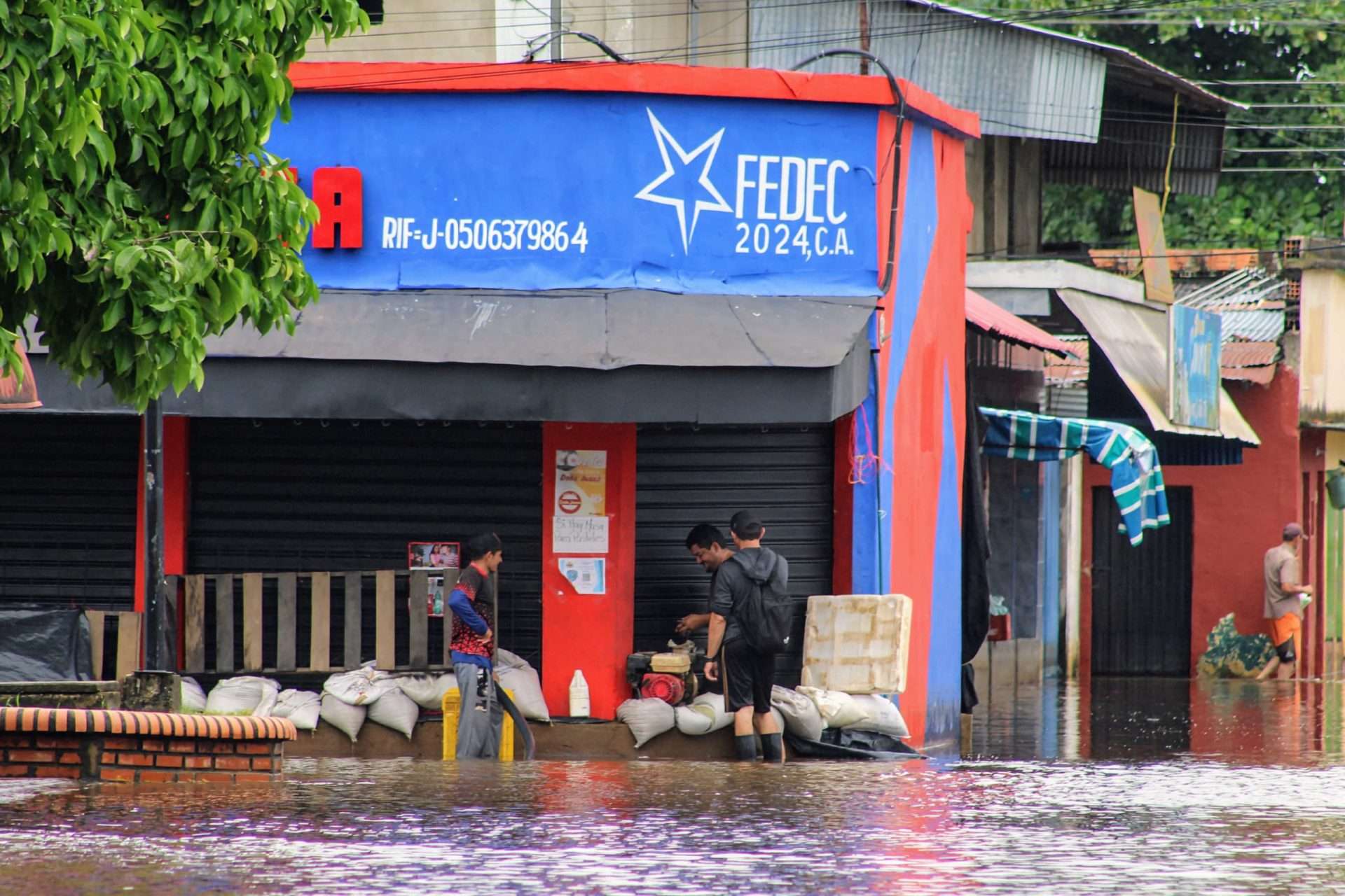 Barinas: censan comercios afectados por las lluvias en Ciudad de Nutrias