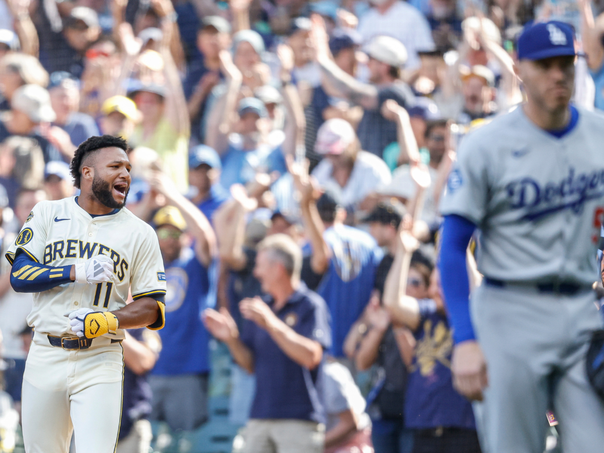 Jackson Chourio dejó en el terreno a los Dodgers