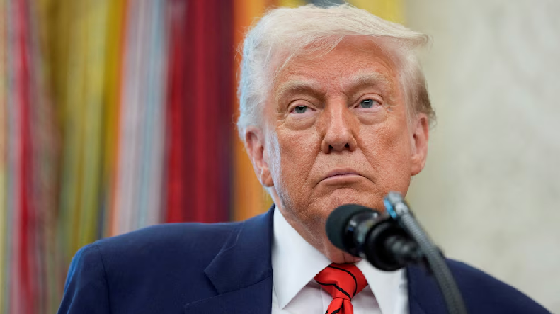 Donald Trump llama 'tren descarrilado' a Elon Musk y anticipa el fracaso de su partido político en EEUU