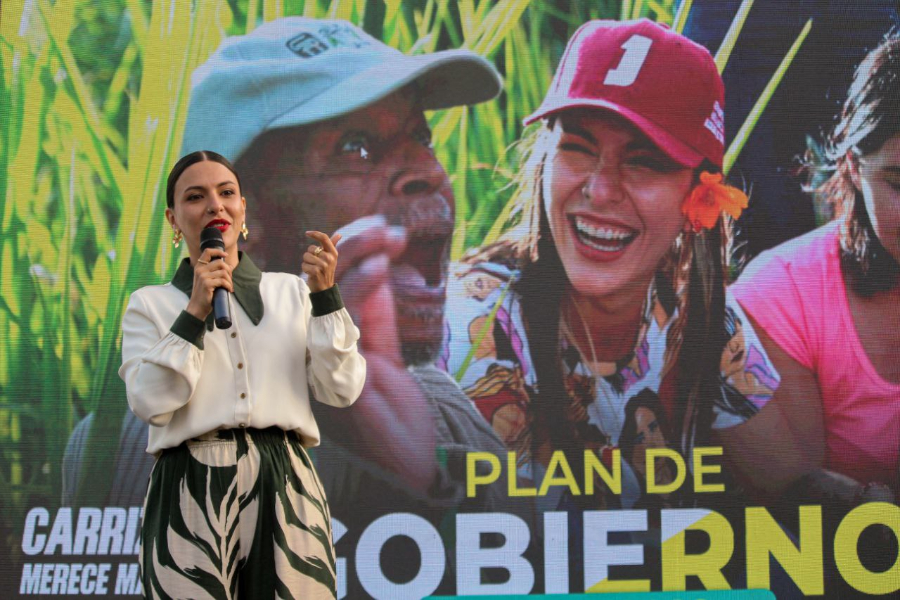 Candidata Jennifer Mujica asegura que representa la "única opción" para las soluciones de Carrizal