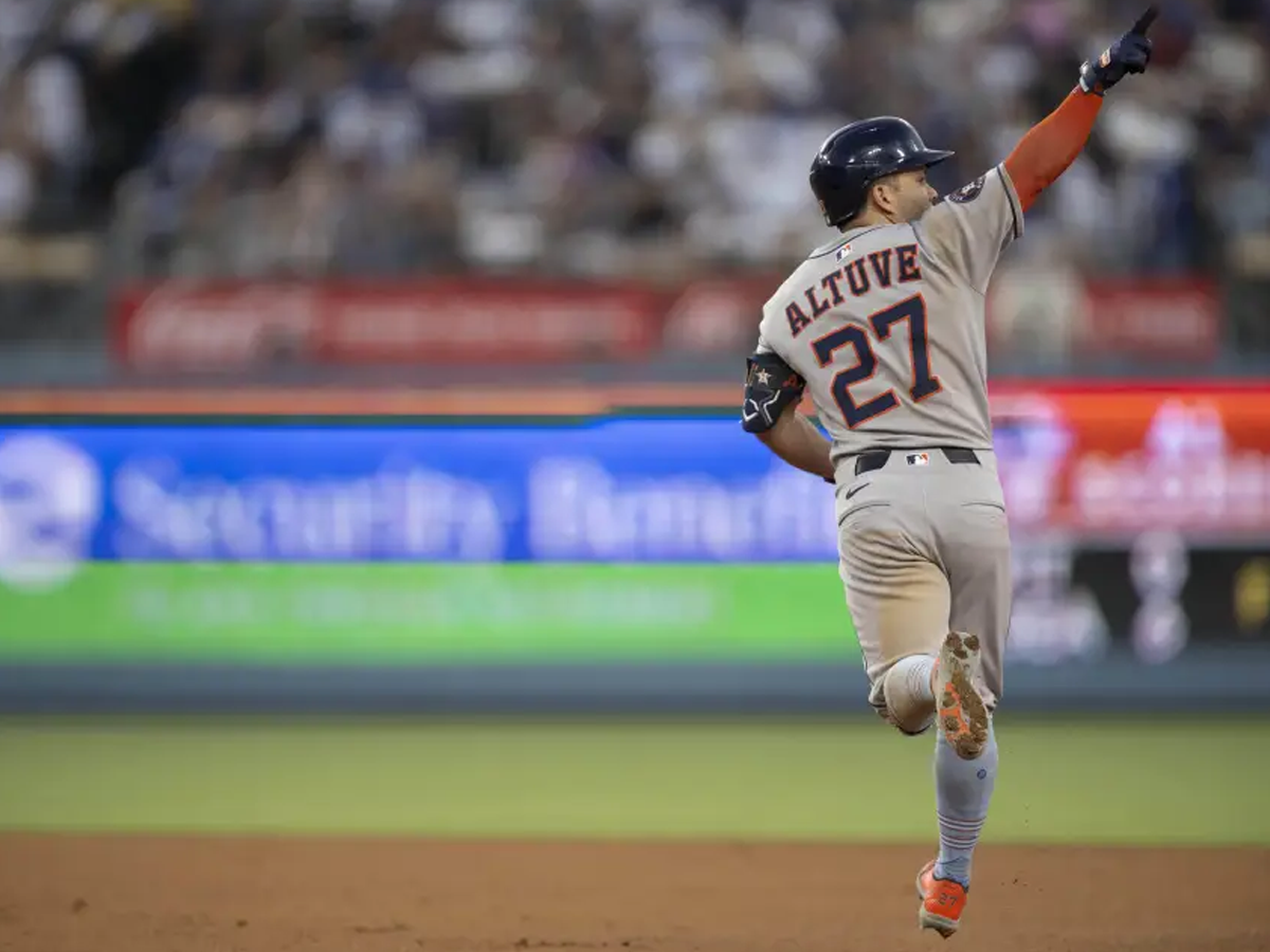 Altuve tuvo jornada de ensueño ante los Dodgers
