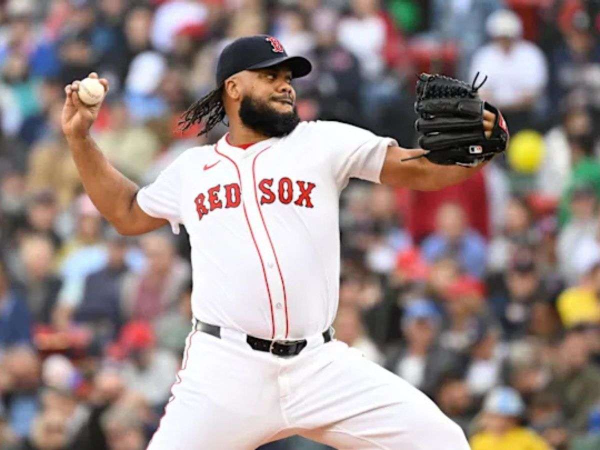Kenley Jansen era receptor - Líder en deportes