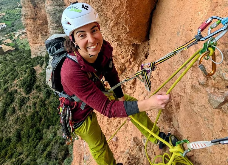 Fallece Marta Jiménez, la ‘mujer adrenalina’ de ‘El Hormiguero’, mientras practicaba salto base en el Pirineo de Huesca