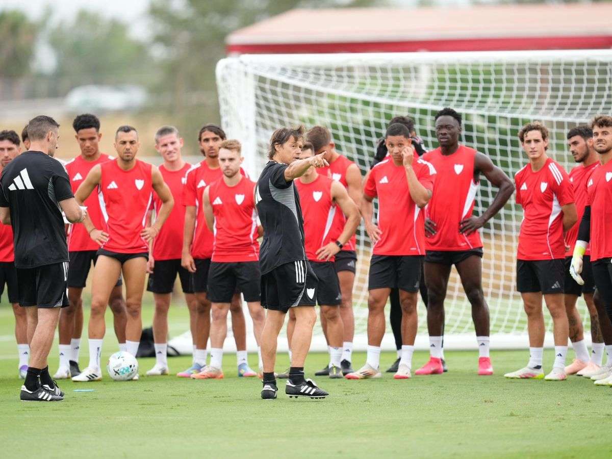Matías Almeyda sueña con ver brillar al Sevilla