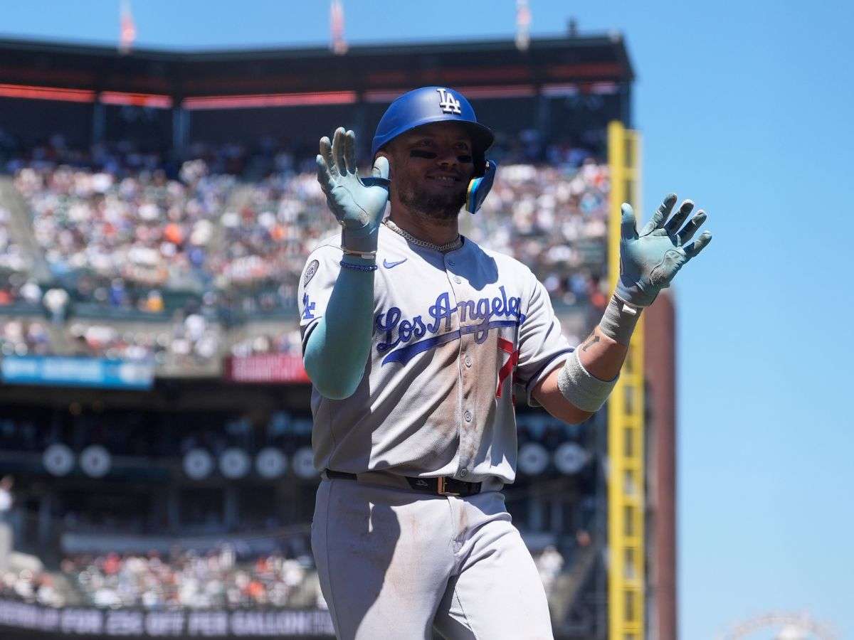 Miguel Rojas aportó con poder al triunfo de los Dodgers