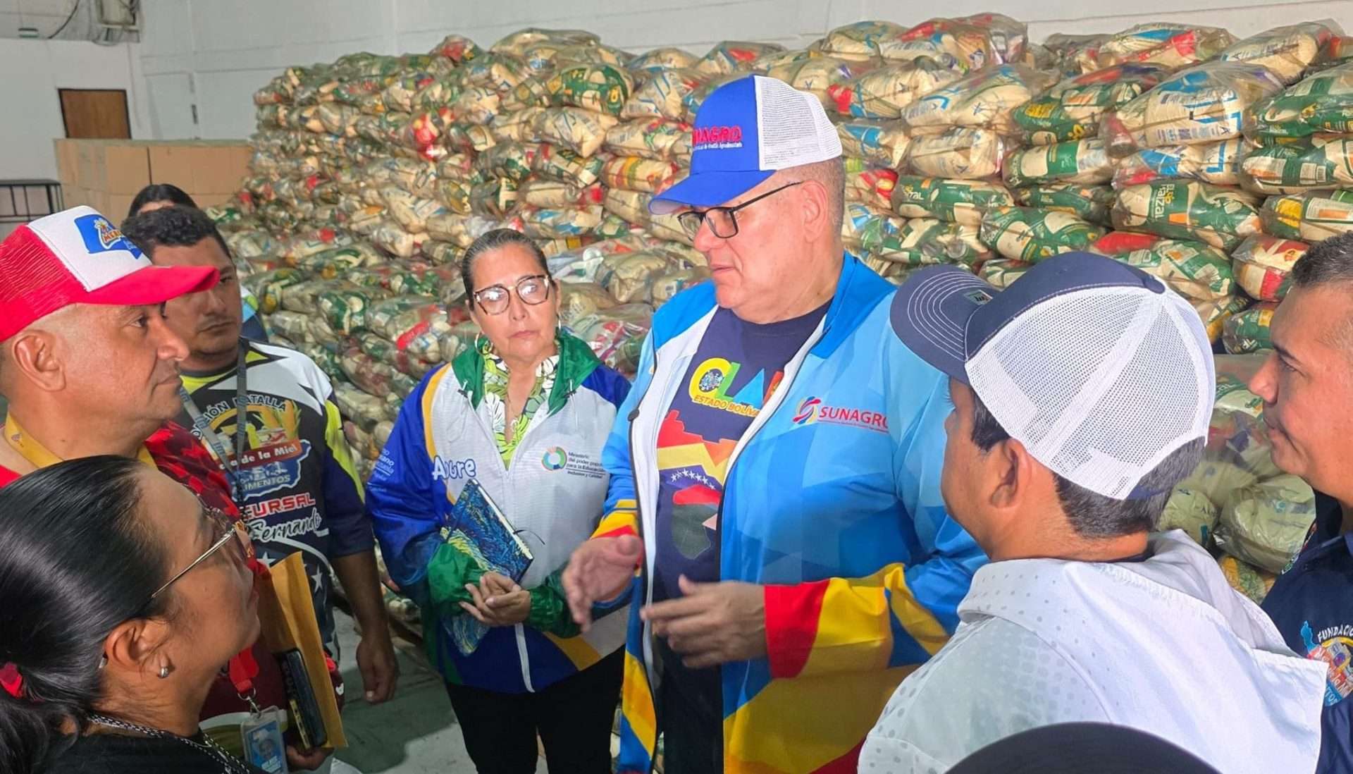 Garantizan alimentos a miles de damnificados por inundaciones en Apure 