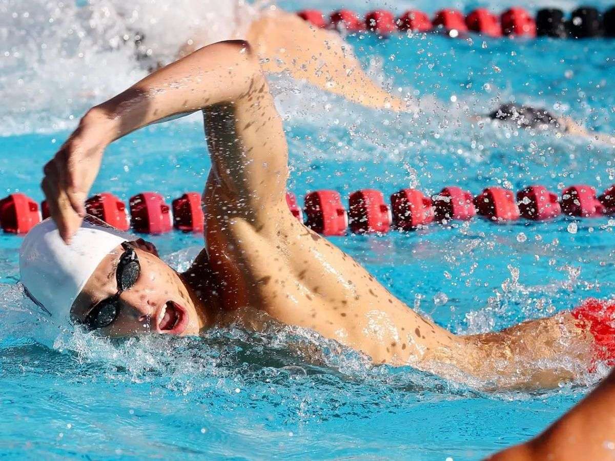 Natación criolla entra en acción en Singapur