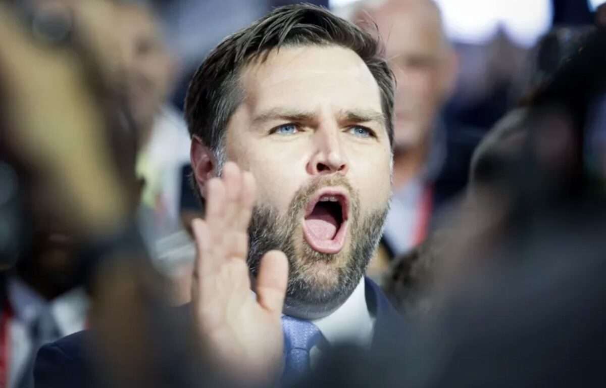 Manifestantes en Disneylandia abuchean a JD Vance en favor de migrantes