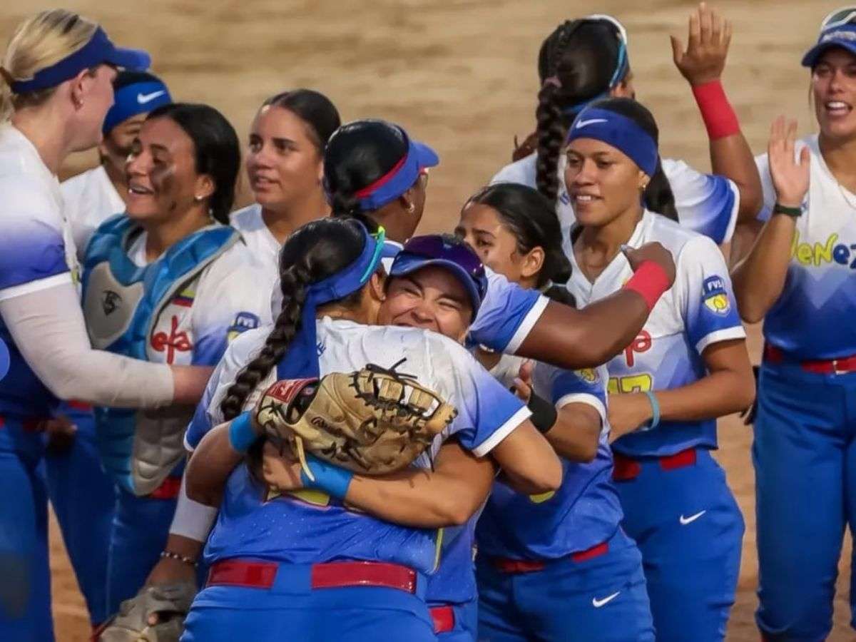 Softbol femenino clasificó al Mundial