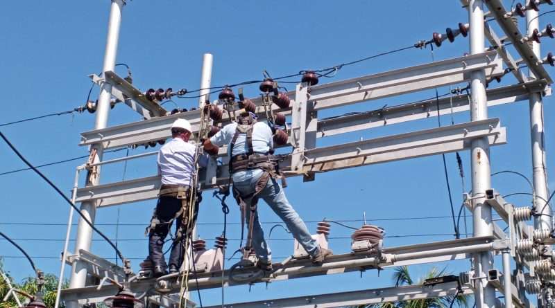 Corpoelec instala siete transformadores en tres parroquias La Guaira 