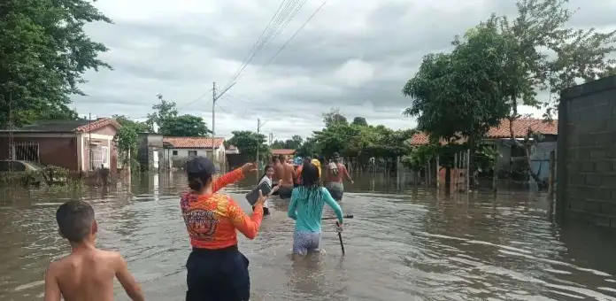 Turén en emergencias por las lluvias torrenciales