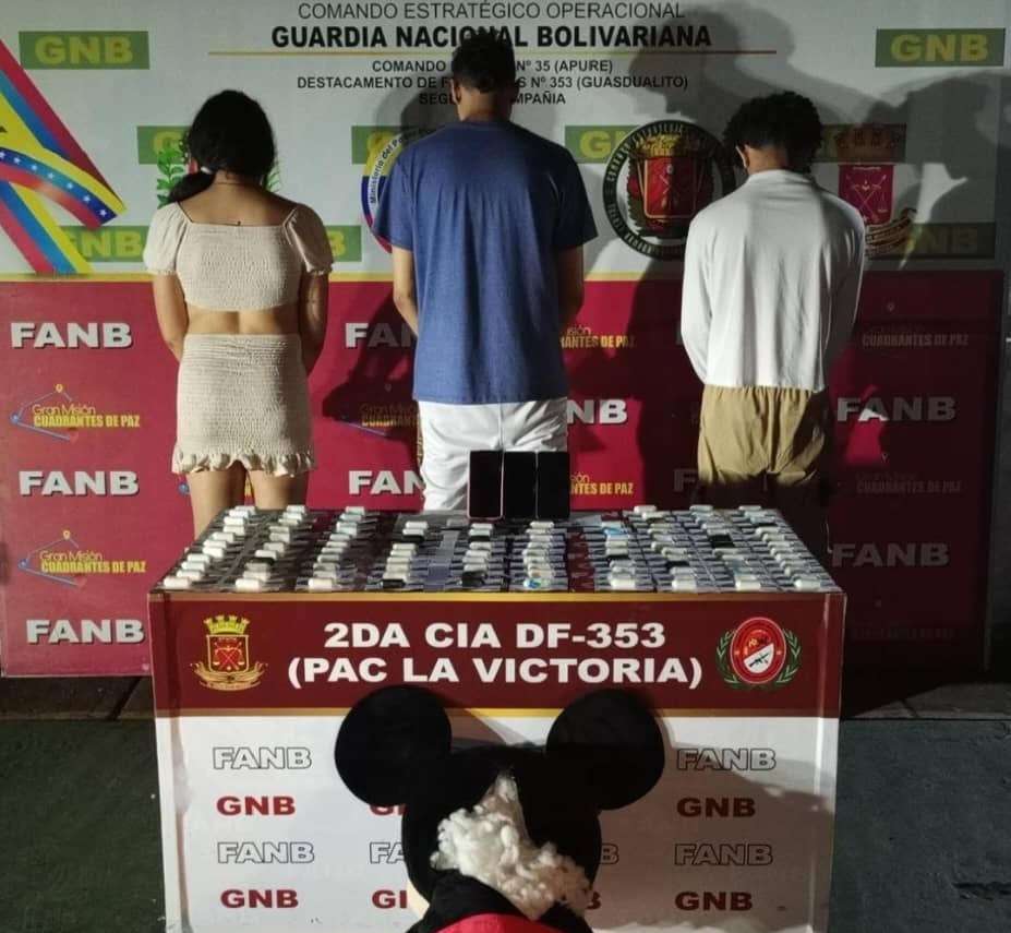 FANB aprehende a tres ciudadanos con 153 dediles de cocaína en Apure  