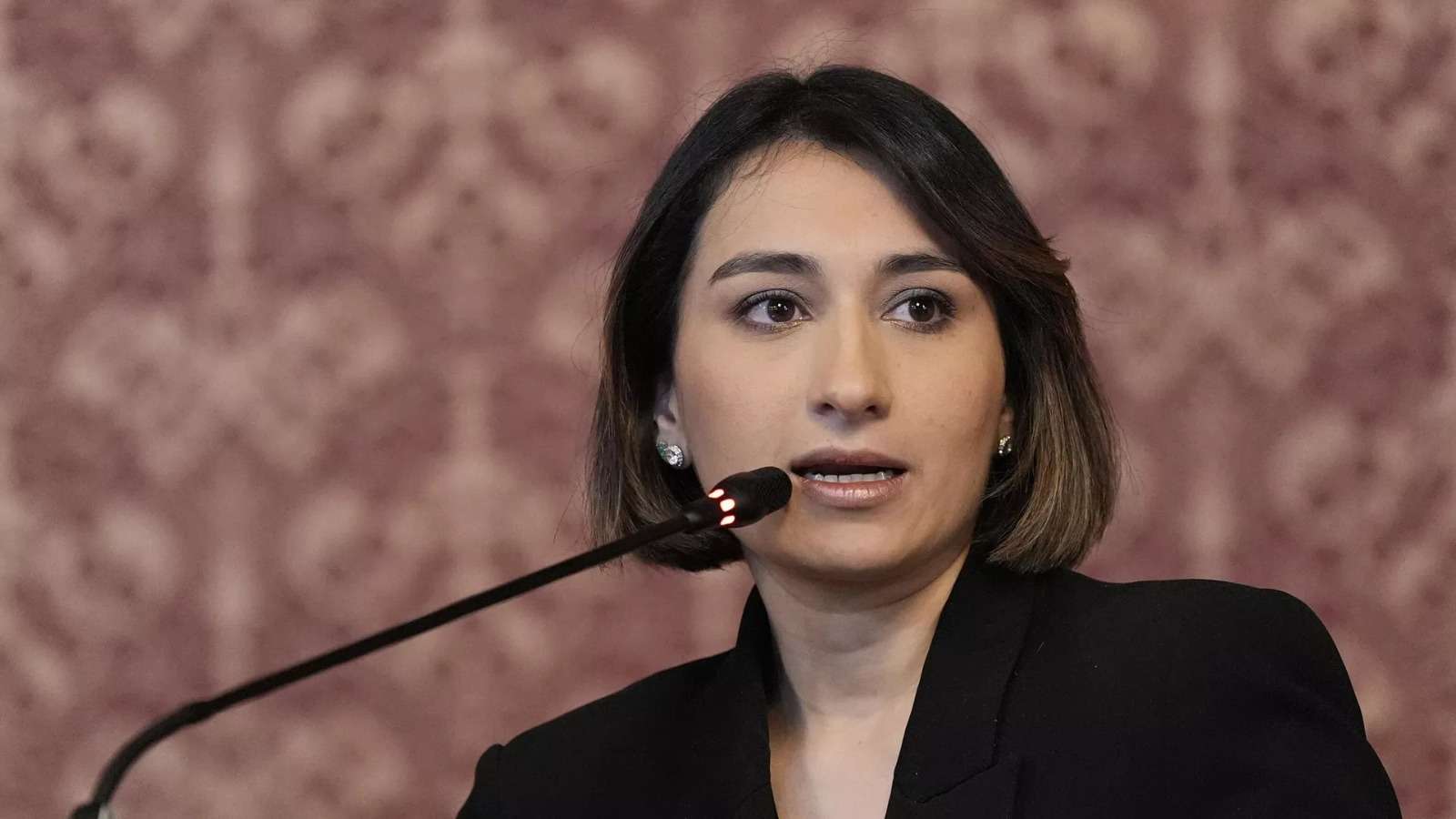 La canciller de Colombia presenta su carta de renuncia