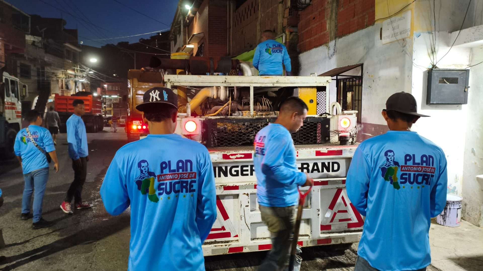 Más de 22 mil toneladas de asfalto han colocado en el municipio Sucre de Miranda